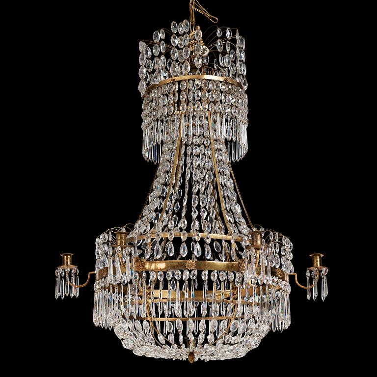 A late Gustavian early 19th Century seven-light chandelier.
