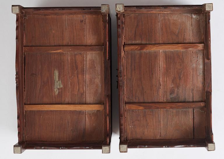 A pair of huanghuali cabinets, Qing dynasty.