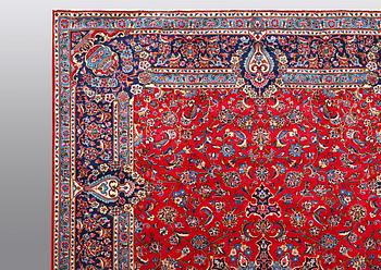 A carpet, Kashan 353 x 244 cm.