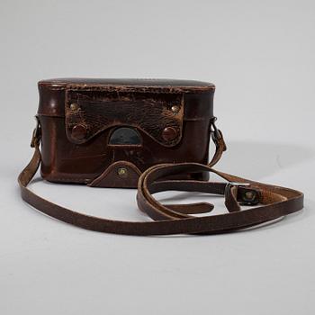 KAMERA OBJEKTIIVILLA,  Leica IIIg, nr 943108, Ernst Leitz, GMBH Wetzlar, Saksa 1900-luvun puoliväli.