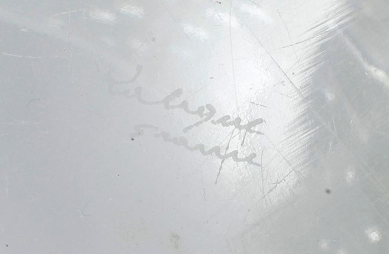 VAS, glas, etsad signatur Lalique France.