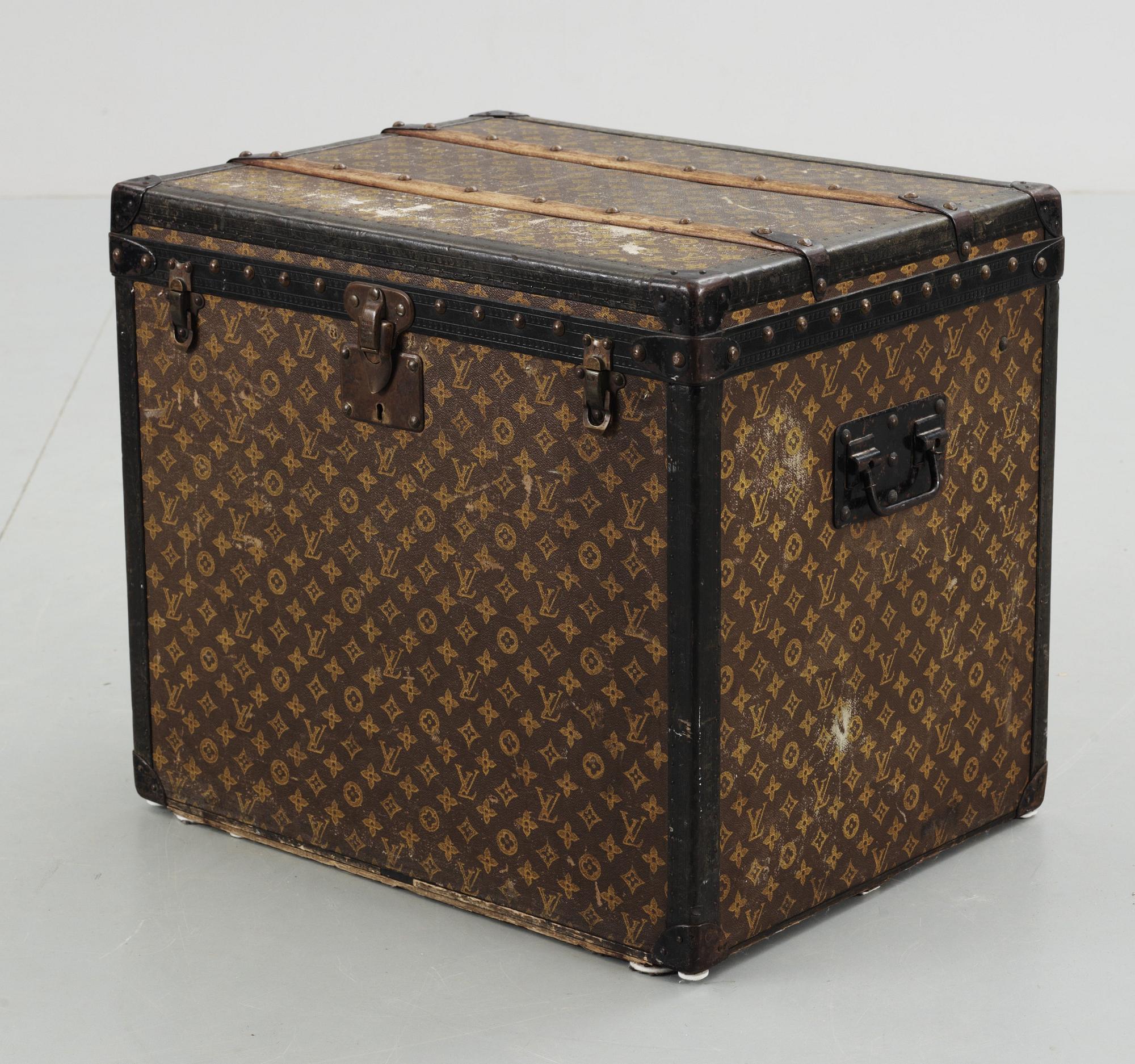 LOUIS VUITTON, koffert, 1900-talets början.