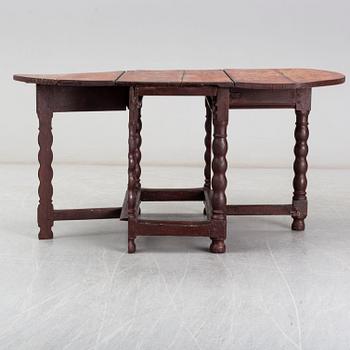 An 18th / early 19th century table.