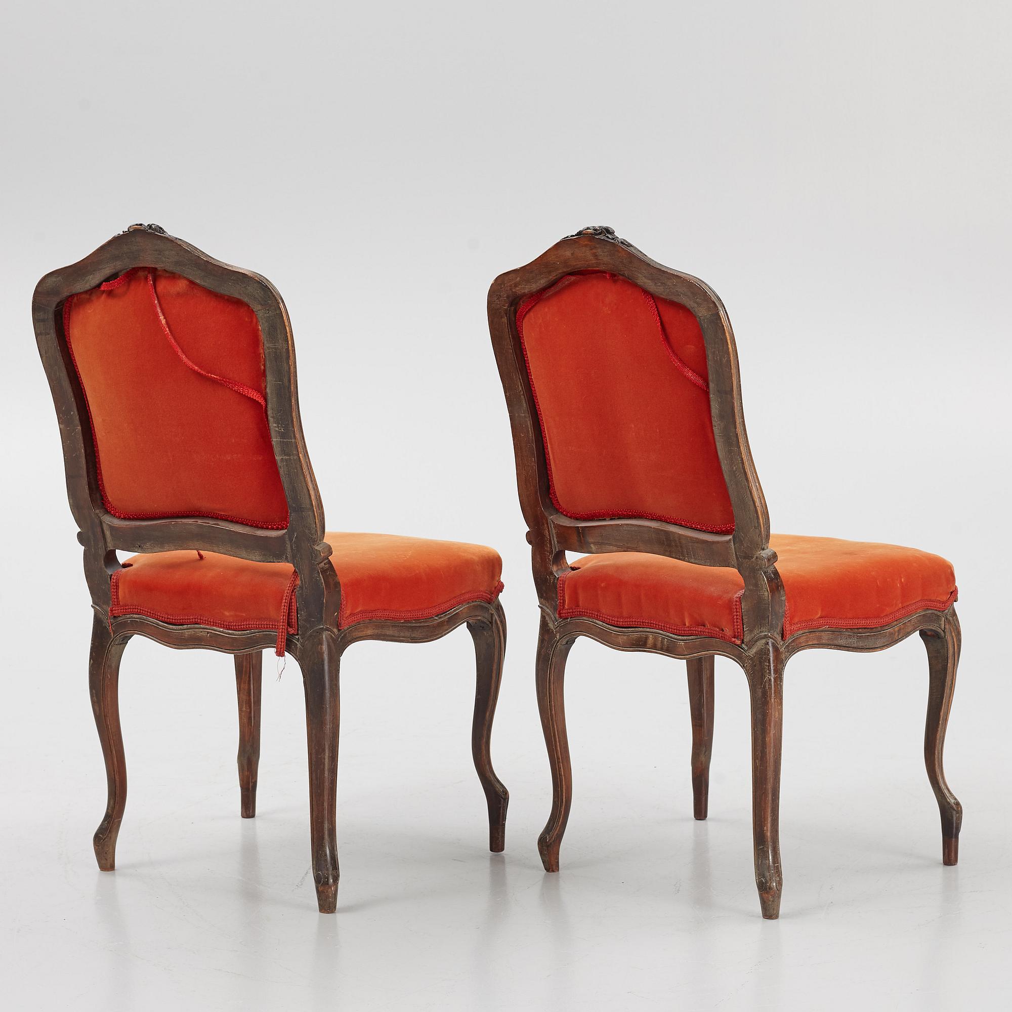 A pair of Louis XV-style chairs, 20th century.