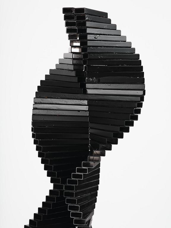 Arne Jones, "Yin-Yang kolonn".