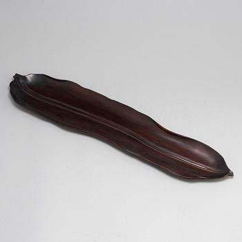 A leaf shaped wooden tray, presumably late Qing dynasty.