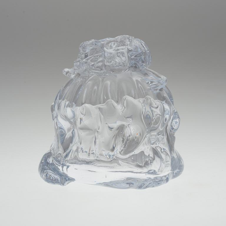 FREDRIK NIELSEN, a glass skulpture, signed and dated -06.