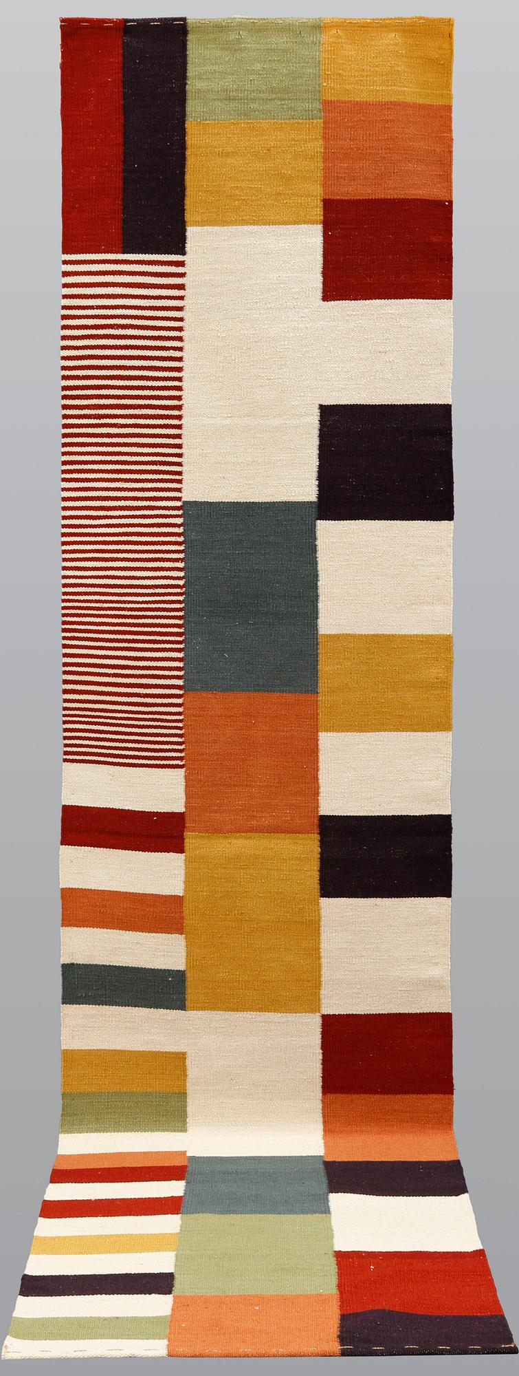 Gallerimatta, Kelim, modern design, ca 335 x 80 cm.