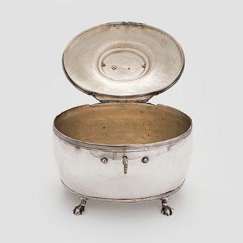 Gustaf Folcker, A silver sugar box, Stockholm 1818.