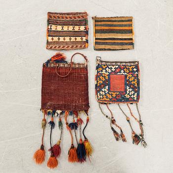 Bags Chanteh 4 pcs Kashgai semi-antique approx. 32x30 cm, 23x26 cm, 26x29 cm and 26x28 cm (excluding tassels).