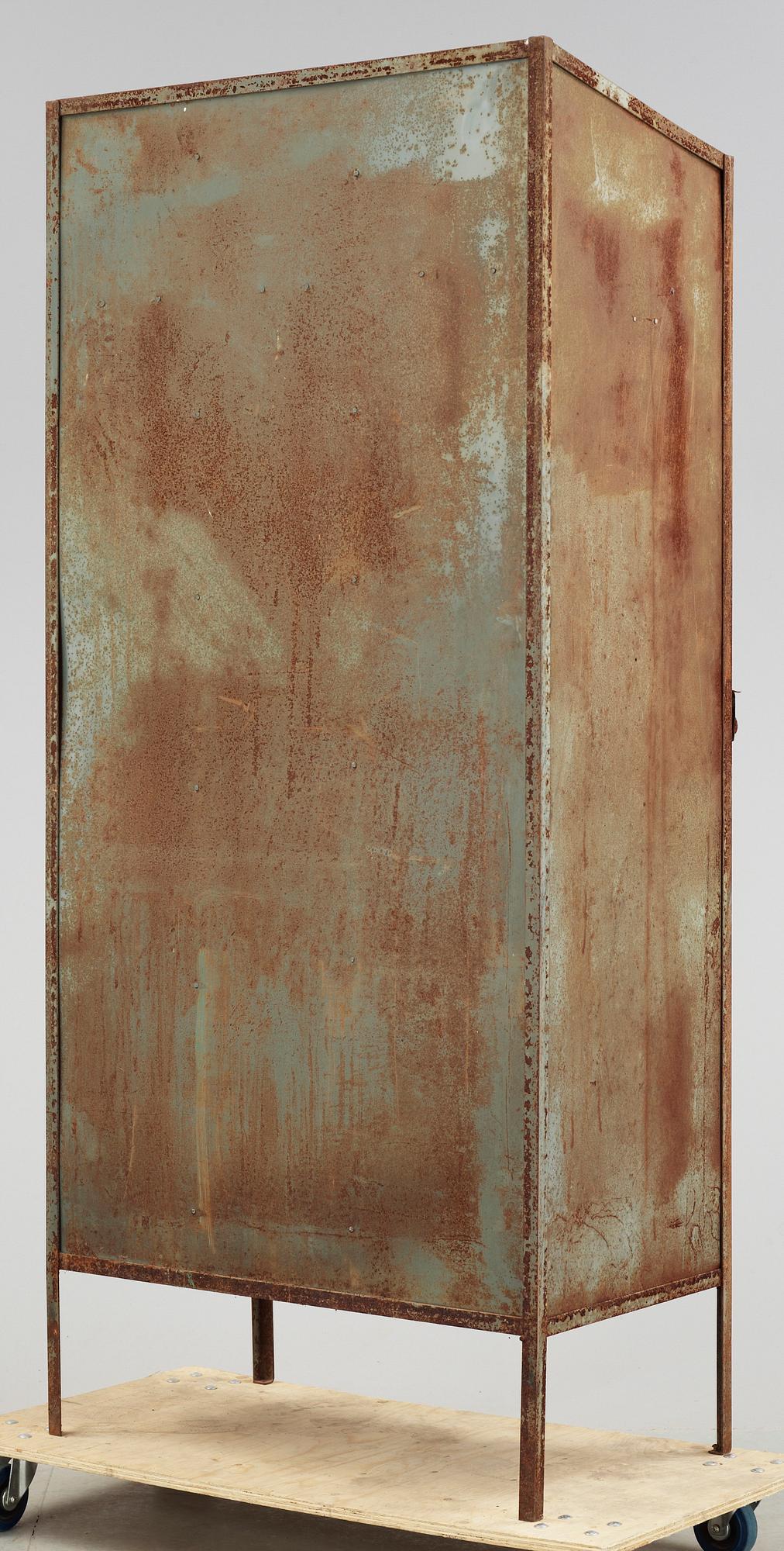 PLÅTSKÅP, 1900-talets mitt.