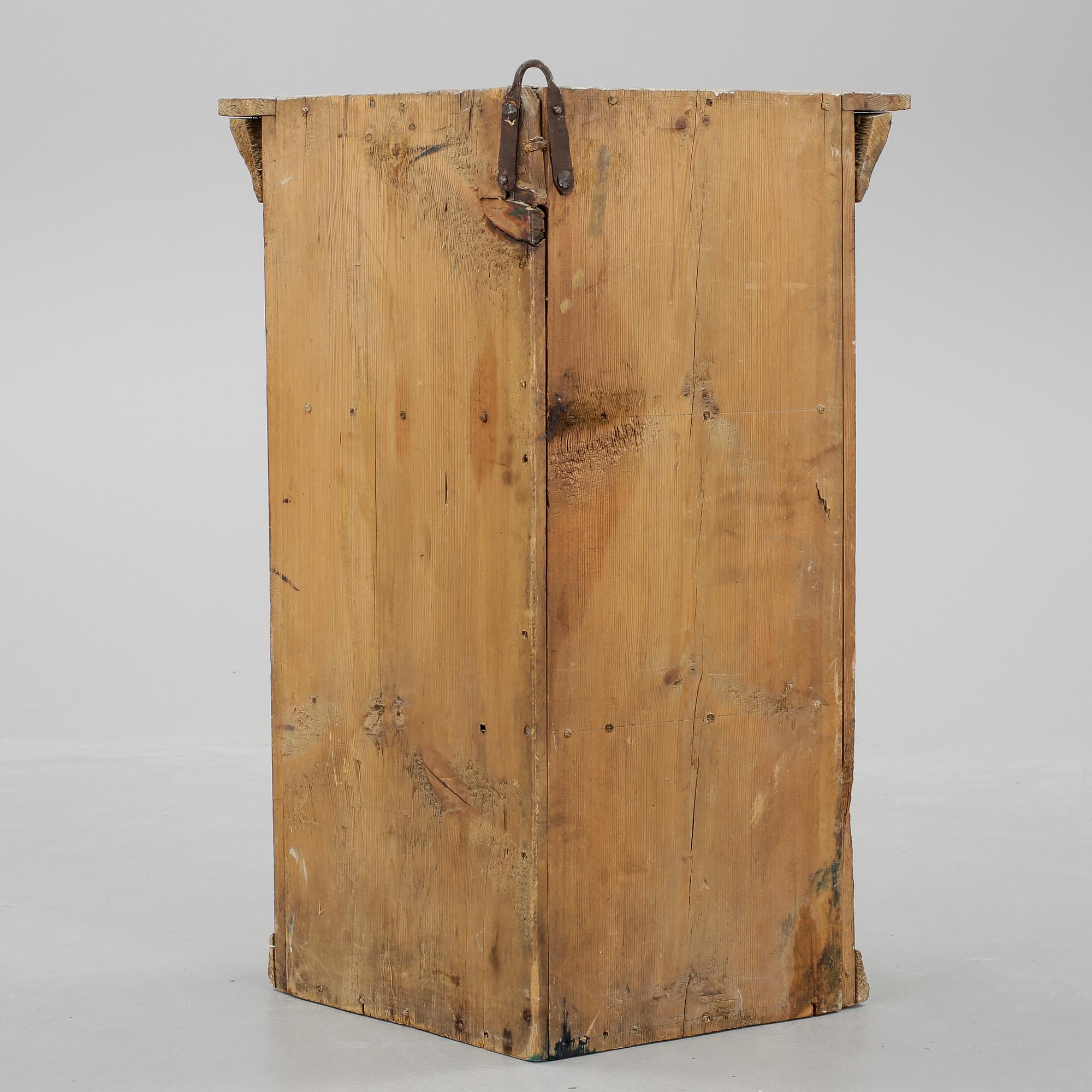 HÄNGSKÅP, allmoge, märkt 1798.