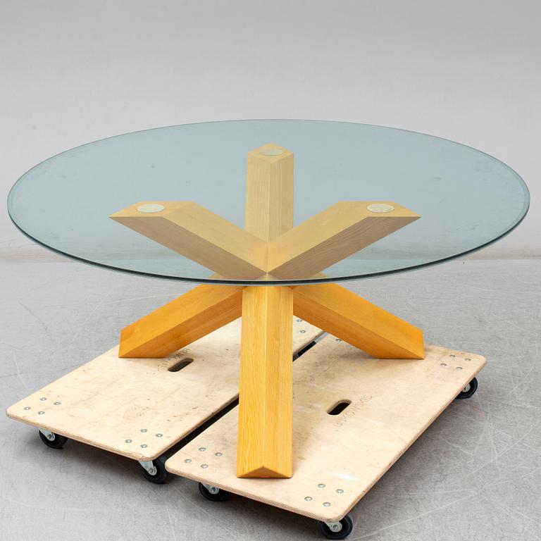MARIO BELLINI, a 'La Rotonda' oak and glass table from Cassina. Designed in 1976.