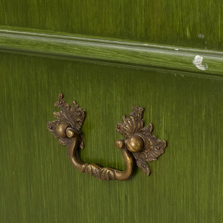 A Rococo style display cabinet, second half of the 20th Century.