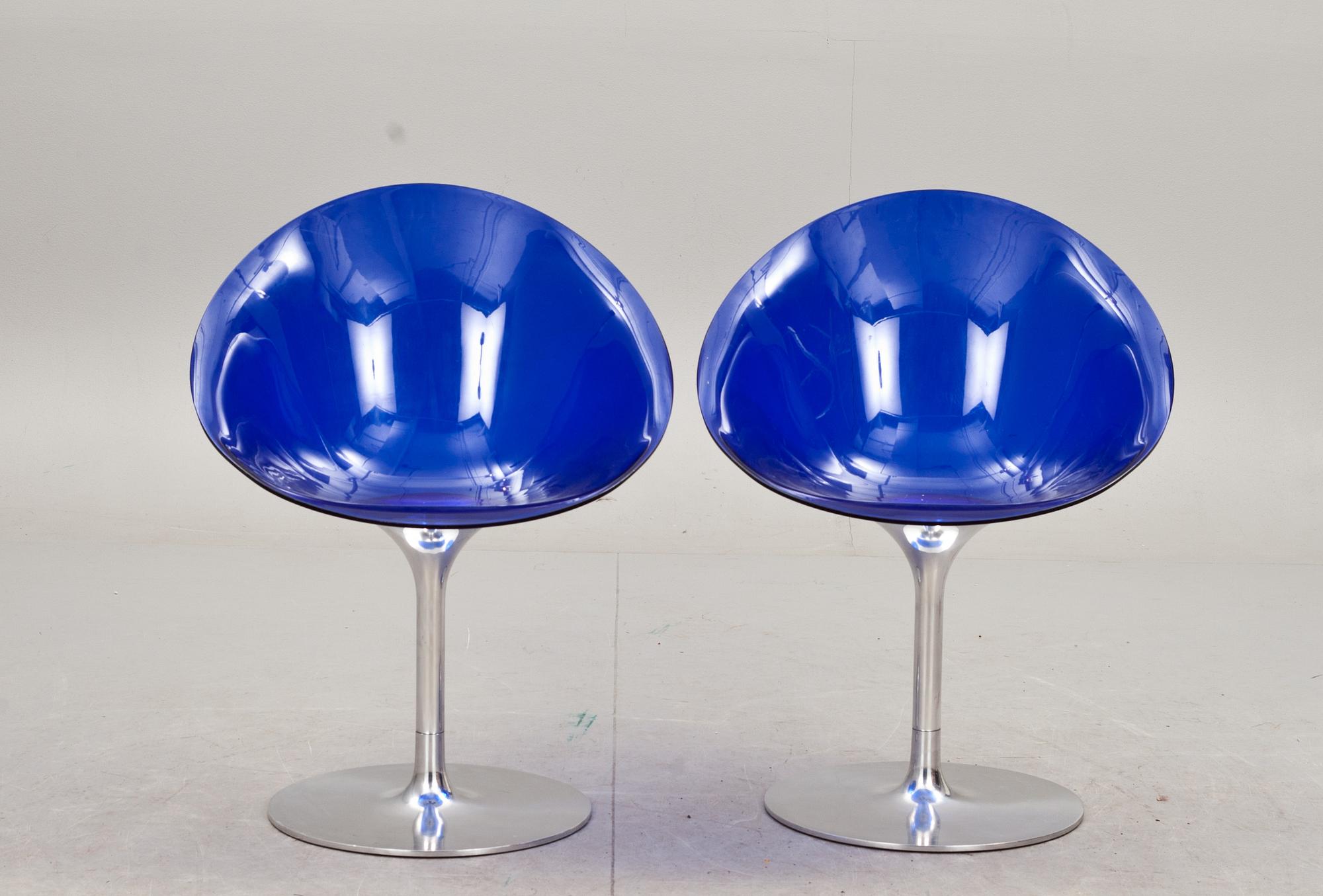STOLAR, ett par, "Eros", Philippe Starck för Kartell, märkta.