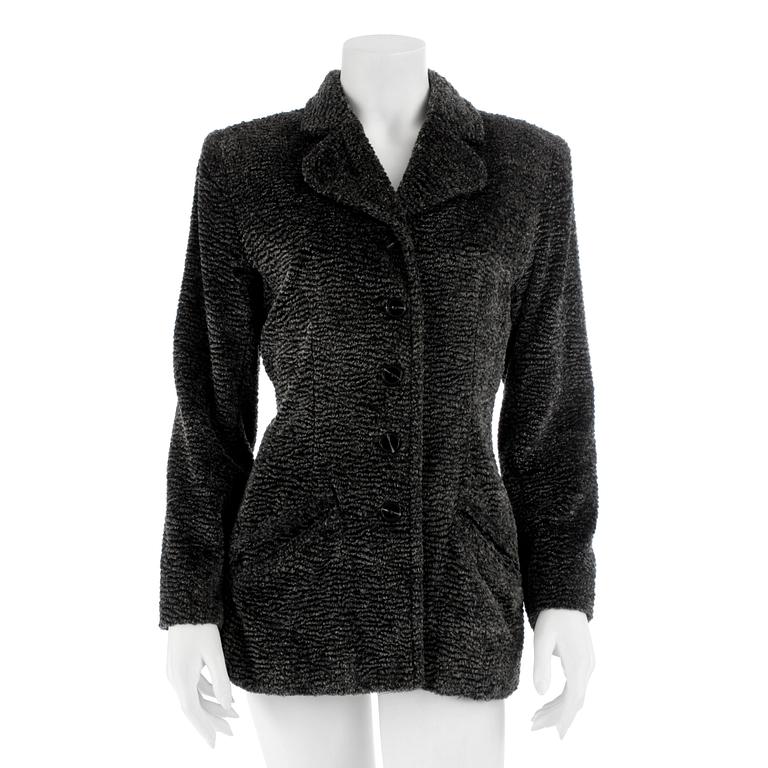 YVES SAINT LAURENT, a grey jacket. Size 42.