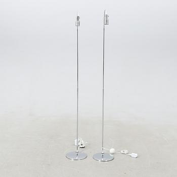 Floor lamps, a pair from Öia Lighting, 21st century.