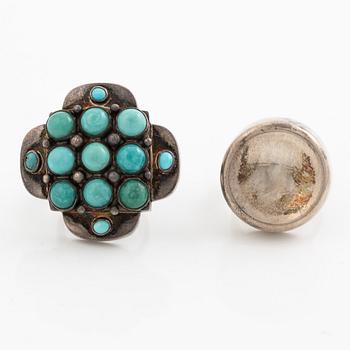 Två ringar, silver med turkosfärgade stenar, KI Johansson, Göteborg 1968 och Finland.