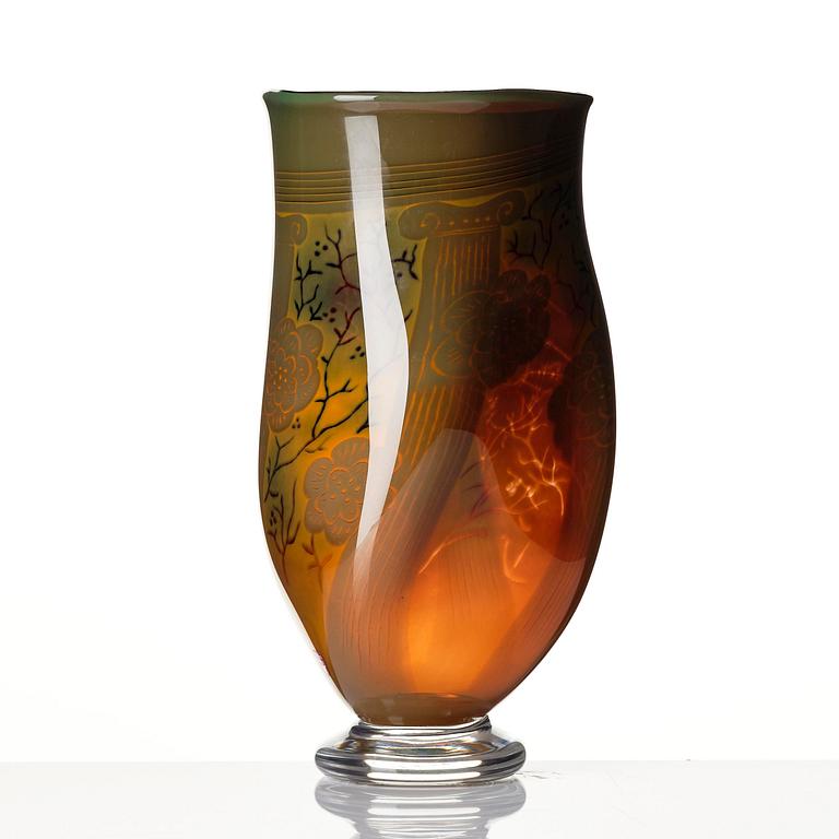 Gunnar Cyrén, a graal glass vase, Orrefors, Sweden 1989.