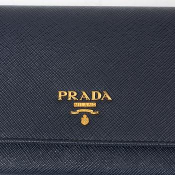 Prada, wallet on chain, 2016.