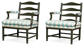 935. A pair of Gustavian armchairs.