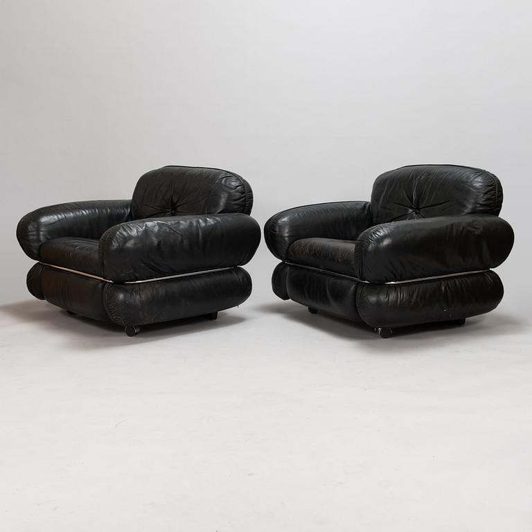 Kurt Hvitsjö, A pair of 1970's 'Hannibal' armchairs for Isku.