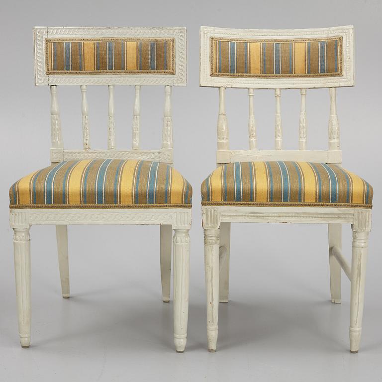 Stolar, 4 st snarlika, gustaviansk stil, 1800-tal.