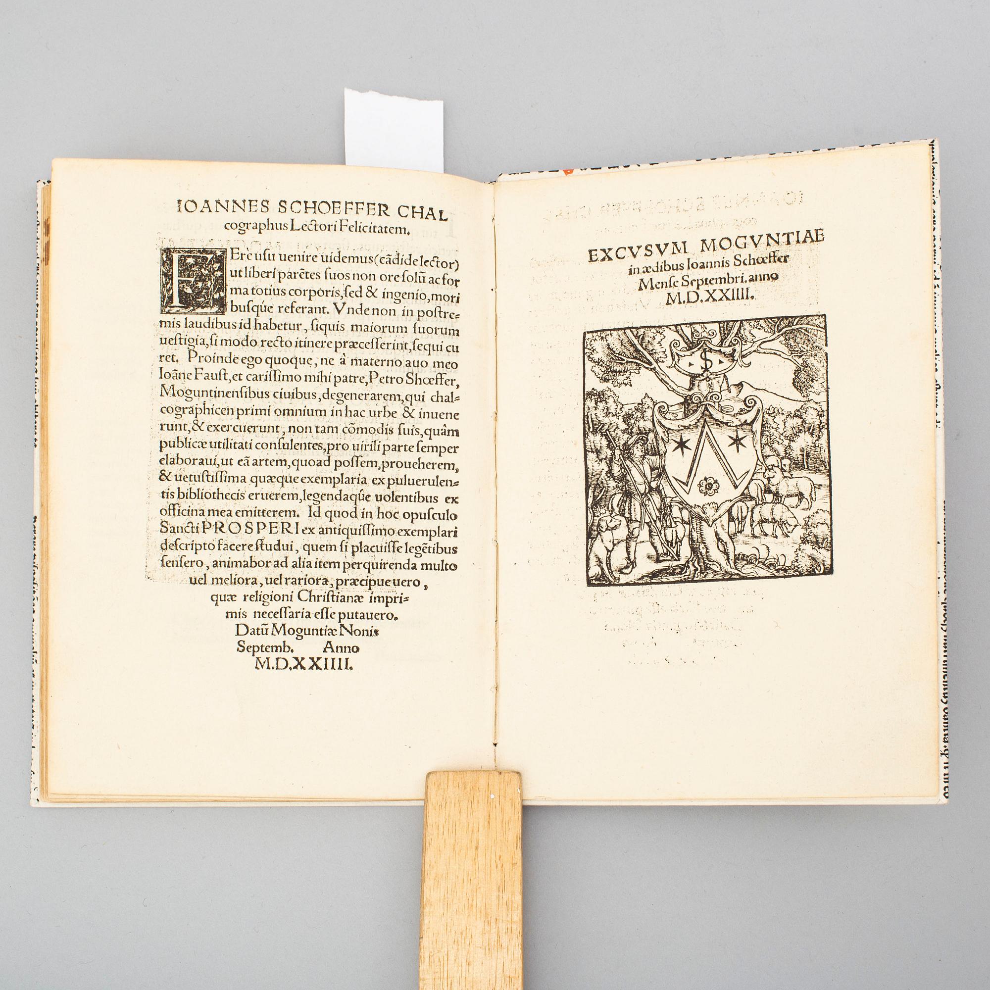 BOOK, Beautiful woodcut border on title and large device of Schoeffer, Mainz 1524.