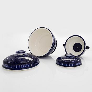 Ulla Procopé, a set of five 'Valencia' tableware parts for Arabia.