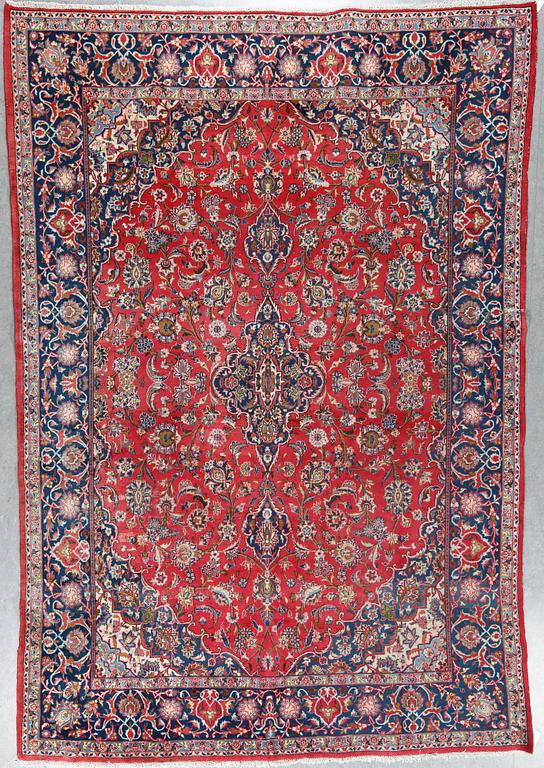 MATTA, sannolikt Keshan, ca 365x253 cm.