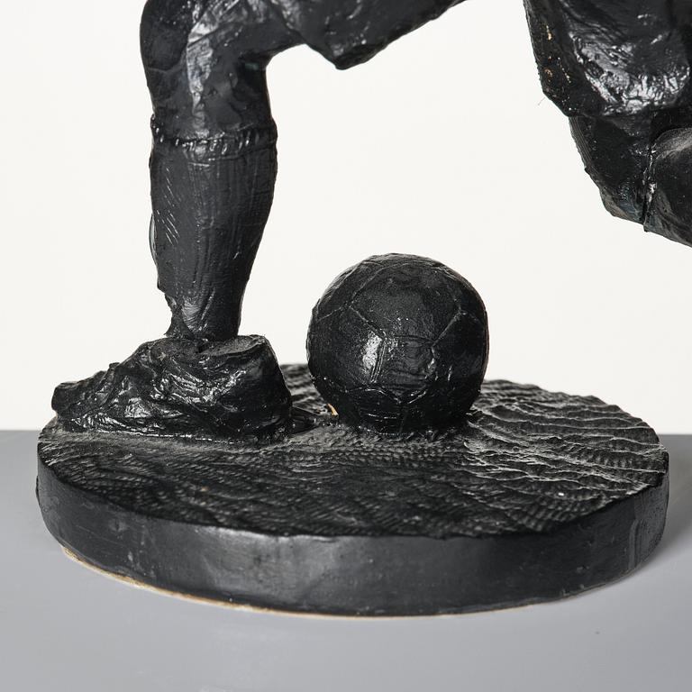 Makode Linde, Fotbollsspelare.