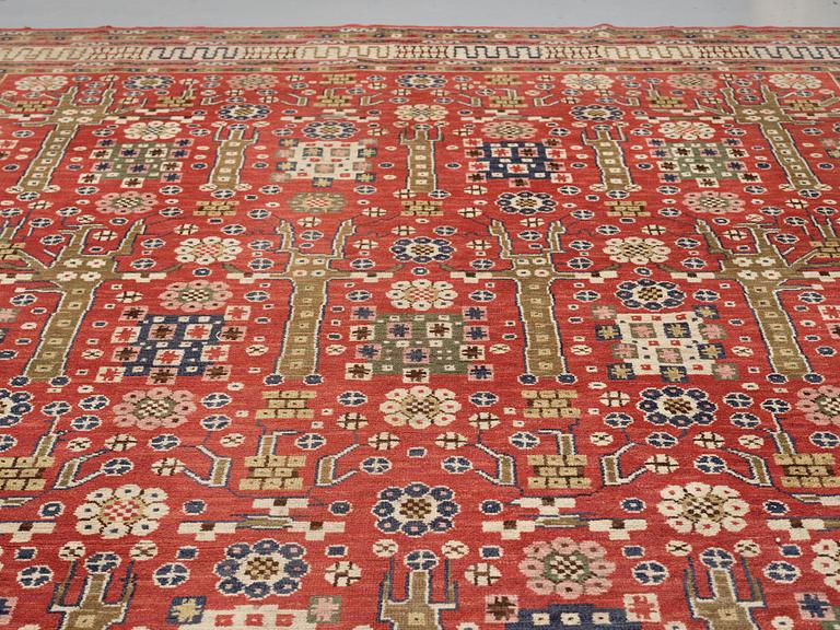 Märta Måås-Fjetterström, A carpet, "Röda trädgårdsmattan", knotted pile, ca 442-448,5 x 360-367 cm, signed AB MMF.