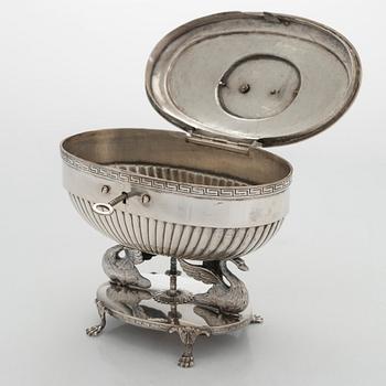 Johan Petter Grönvall, sockerskrin, silver, Stockholm, sannolikt kring 1820. Empir.