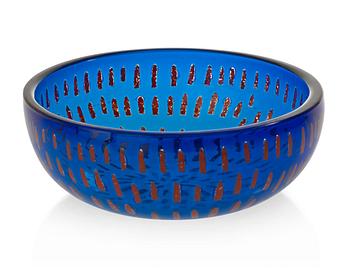 84. A Sven Palmqvist 'ravenna' glass bowl, Orrefors 1989.