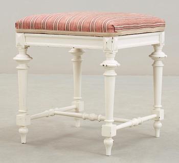 TABURETT, nyrenässans, 1800-talets slut.