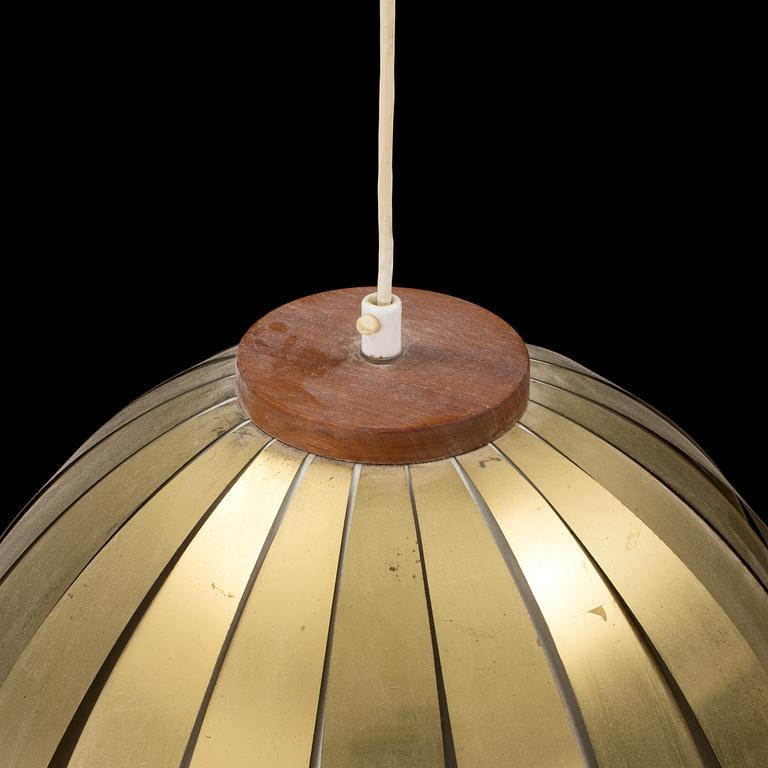 a ceiling light from the 1950's-/60's.