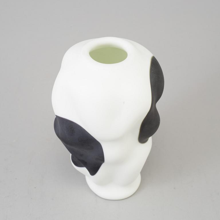 PER B SUNDBERG, vase, glas, "Kokkobello". Unsigned.