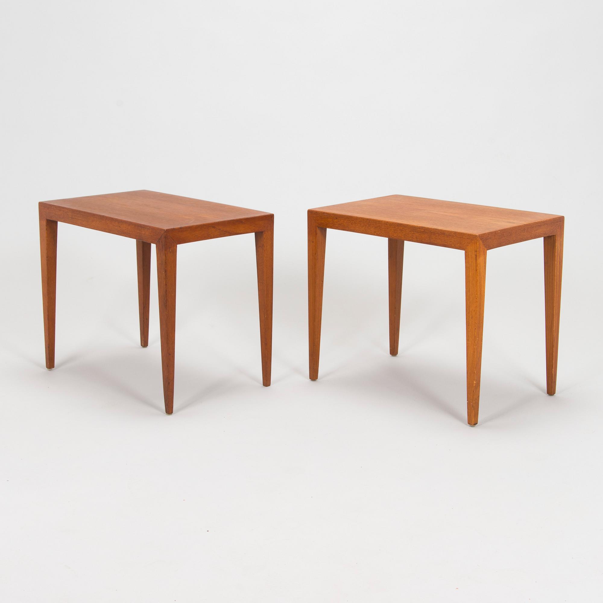 Severin Hansen, sivupöytiä, pari, malli 41B, Haslev Møbelfabrik, Tanska, 1900-luvun puoliväli.