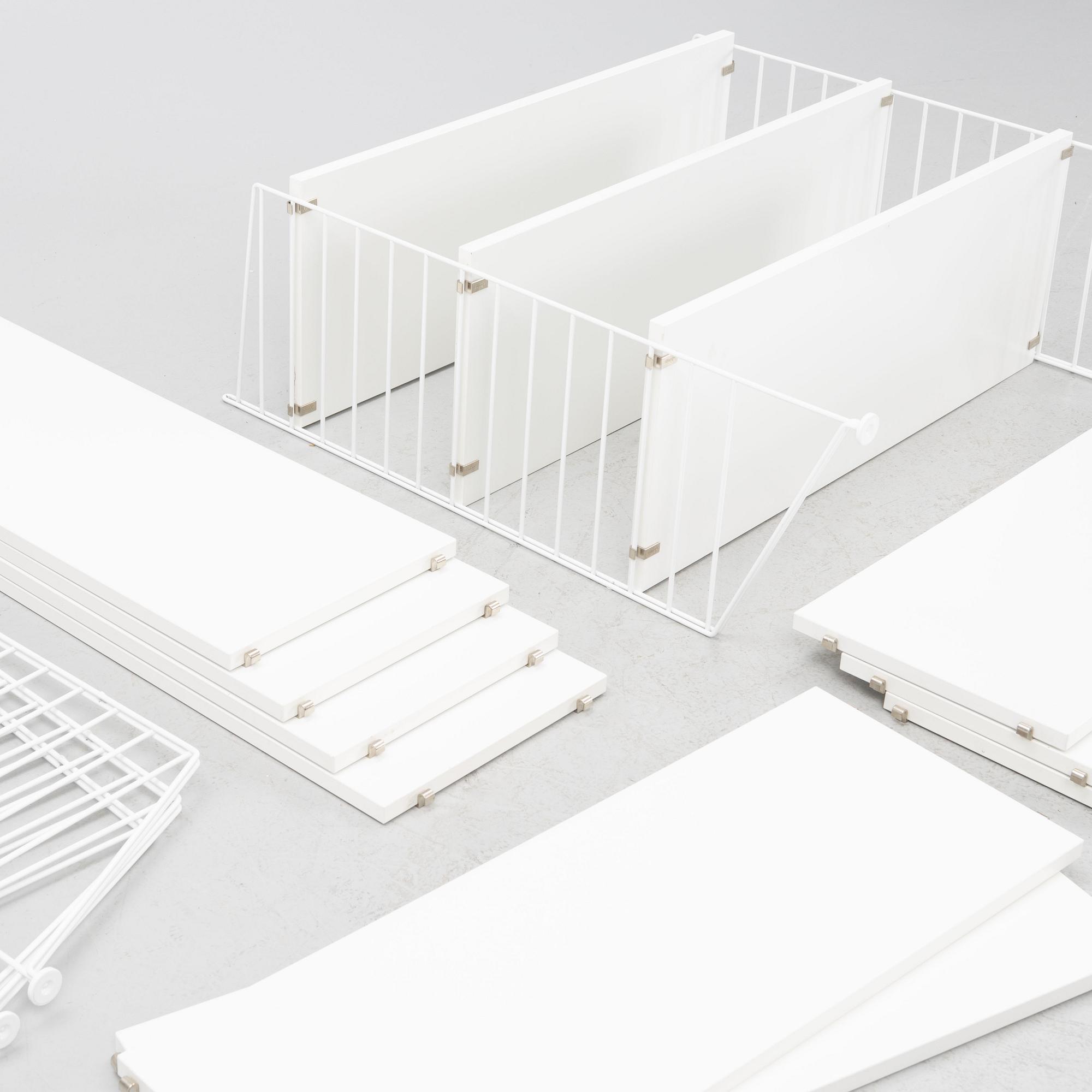 Nils Strinning, a 'String/BFB Hyllan' shelving system, String Design AB, 21st Century.