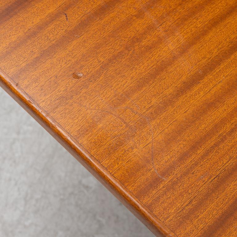 Drop-leaf table, mid-20th century.