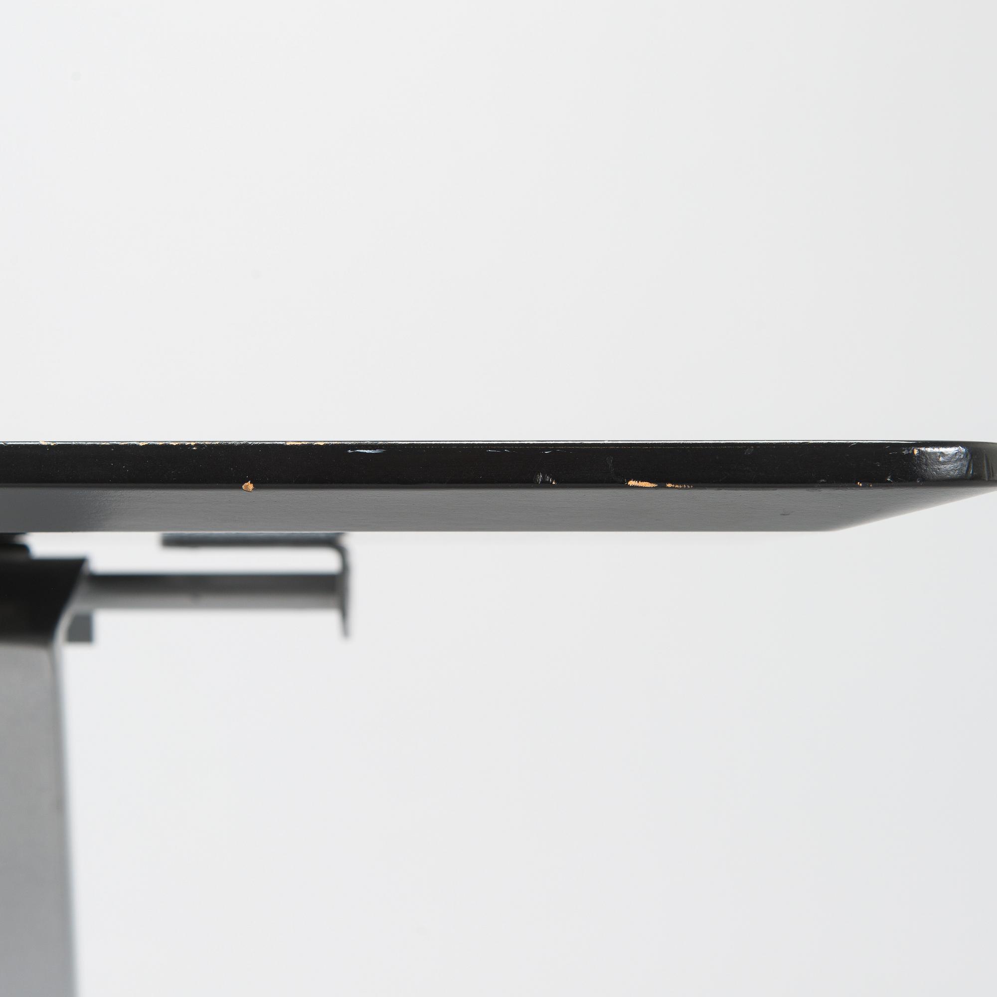 Jouni Leino, Table "Wheeler" for Inno. Jouni Leino Design Studio 2001.