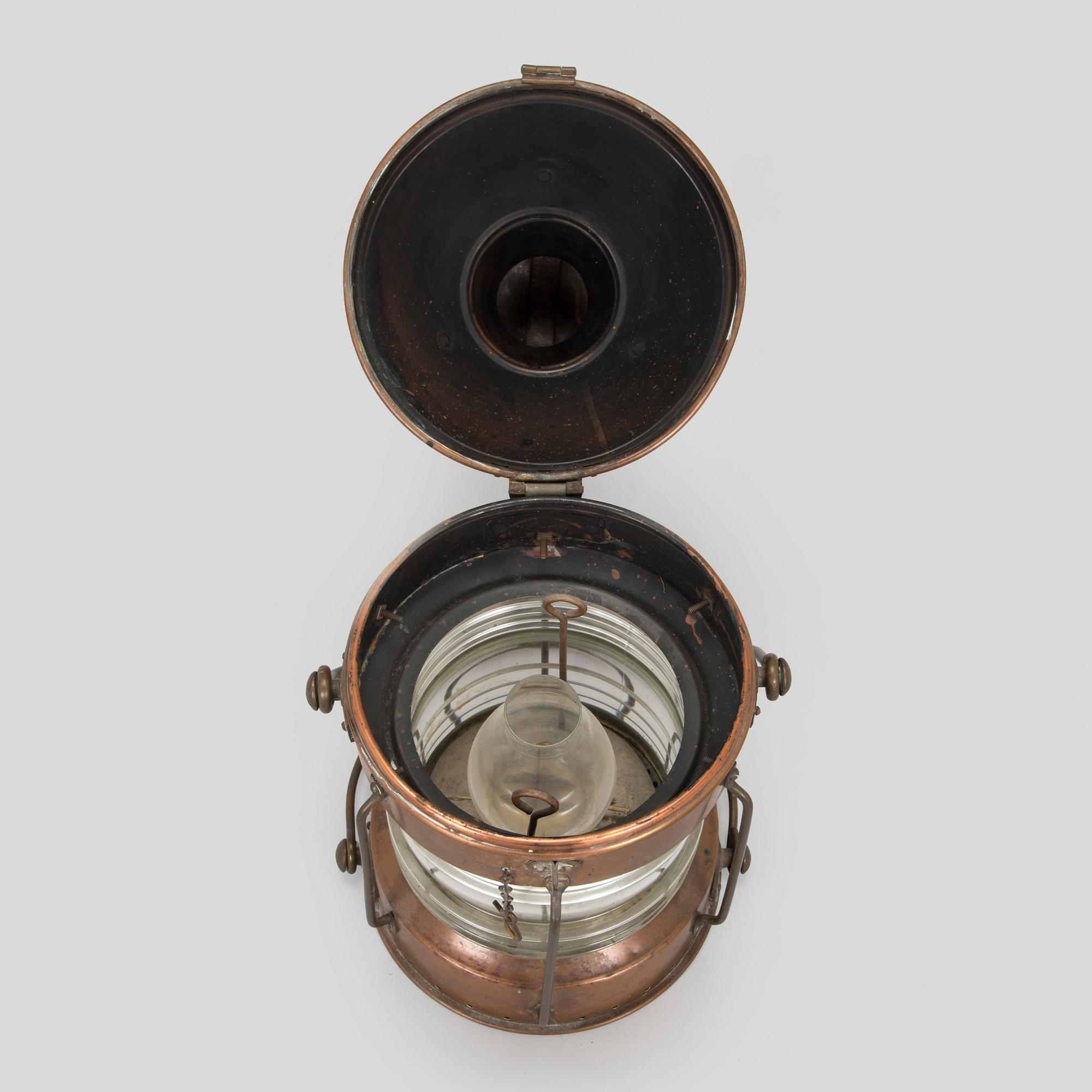 Laivalyhty, "Crystal Diamond", Meteorite, 1900-luvun alkupuoli.