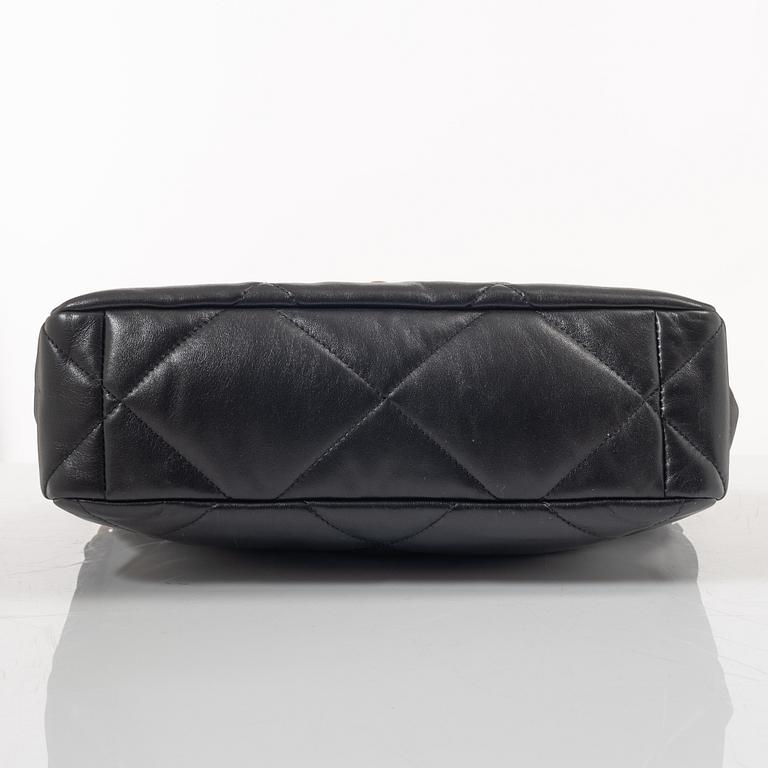 Chanel, bag, "19 Medium Flap Bag".