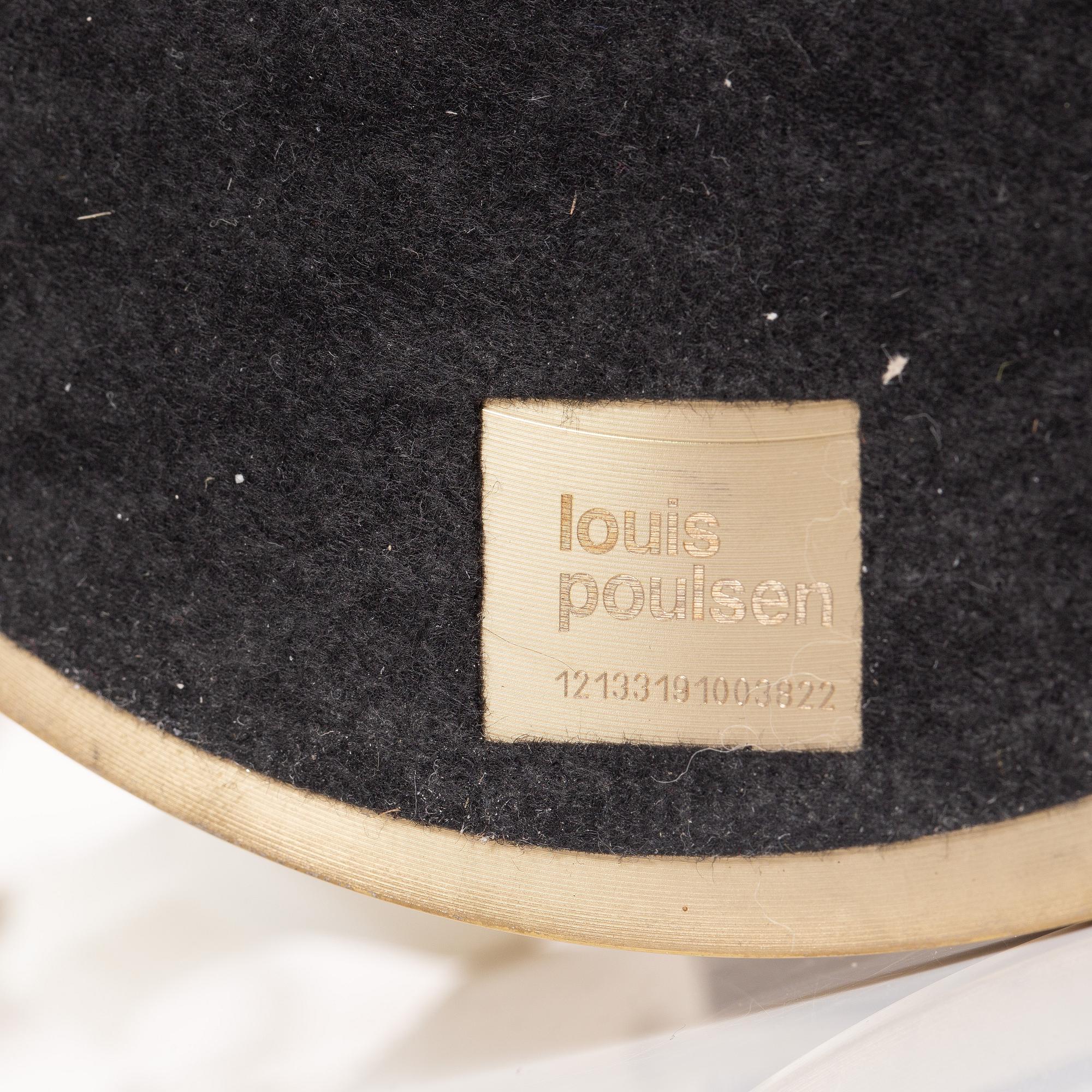 Poul Henningsen, bordslampa, modell "PH 3½-2½", Louis Poulsen, Danmark.