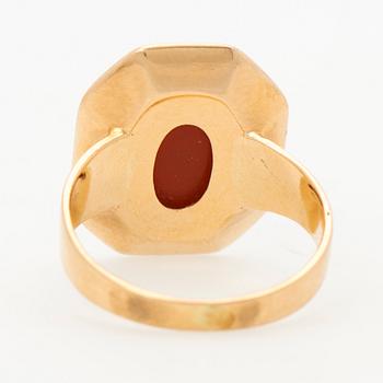 A RING, carnelian, 18K gold.