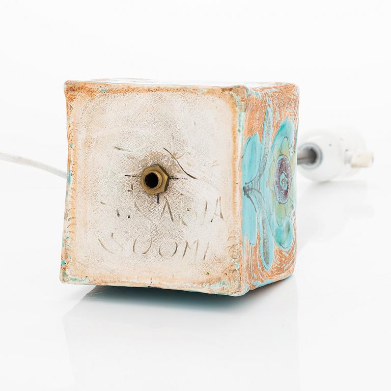 Birger Kaipiainen, bordslampa, stengods, signerad BK Arabia Finland.