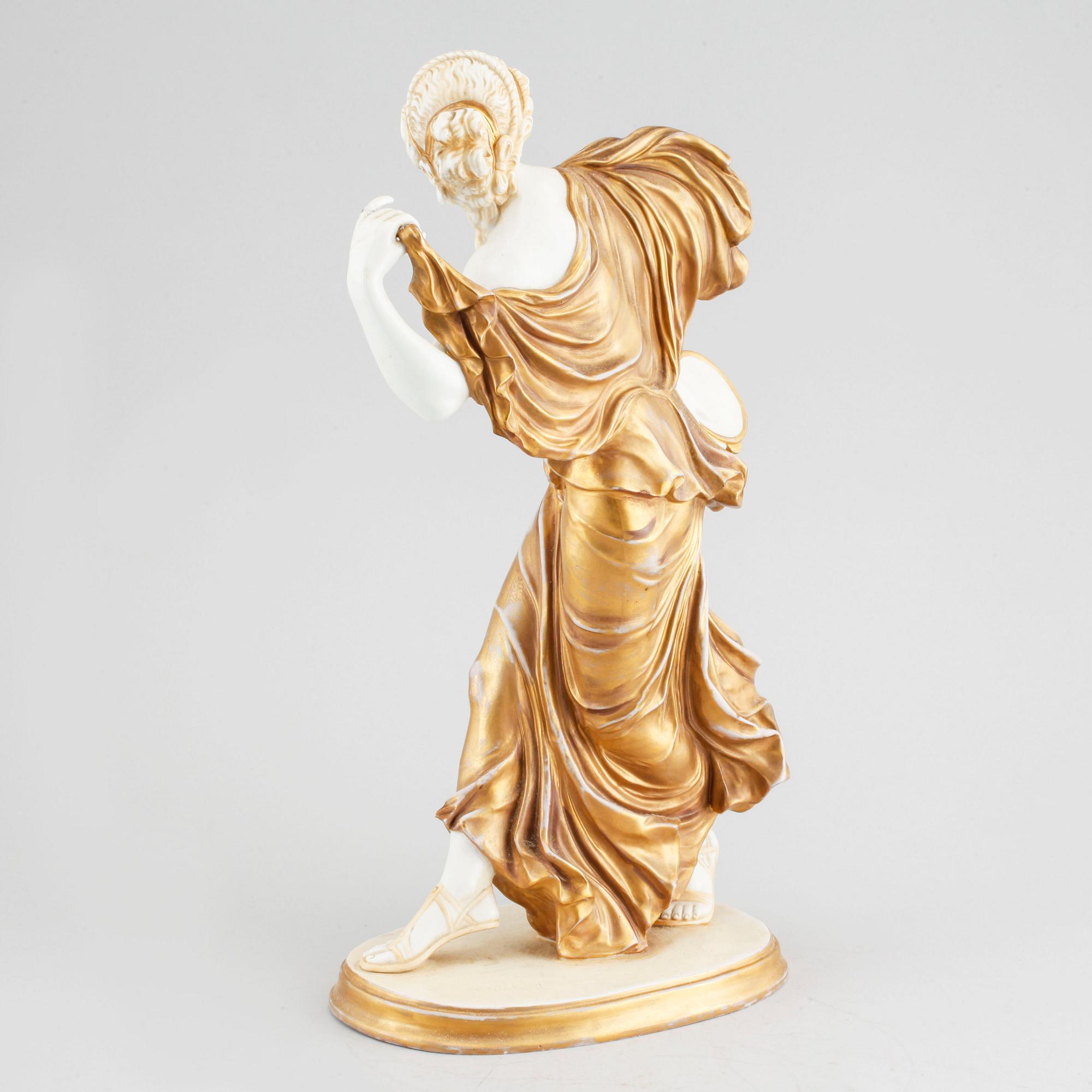 A porcelain sculpture from late 19th century.