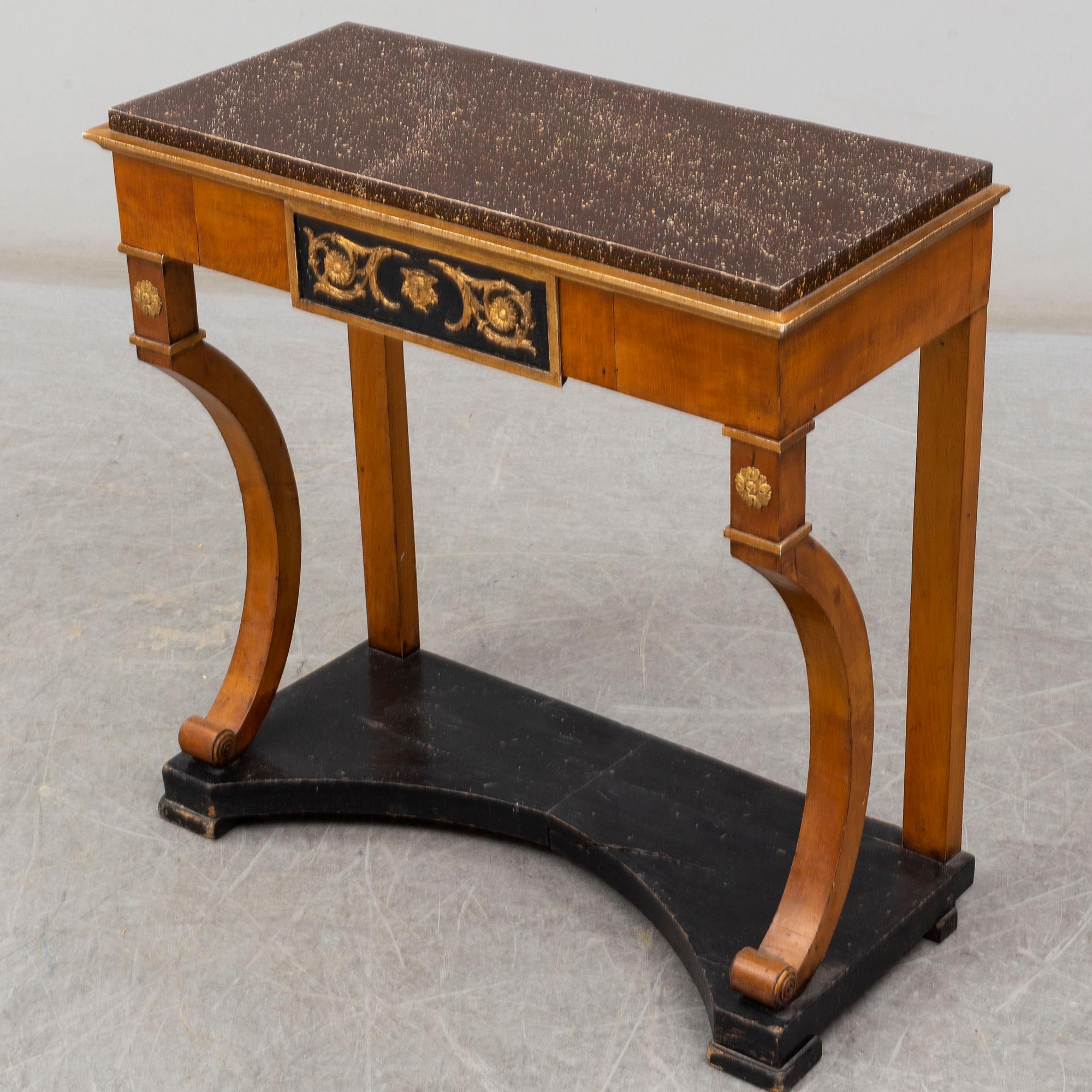 SPEGEL OCH KONSOLBORD svensk empire, Karl Johan, 1800-talets första hälft.