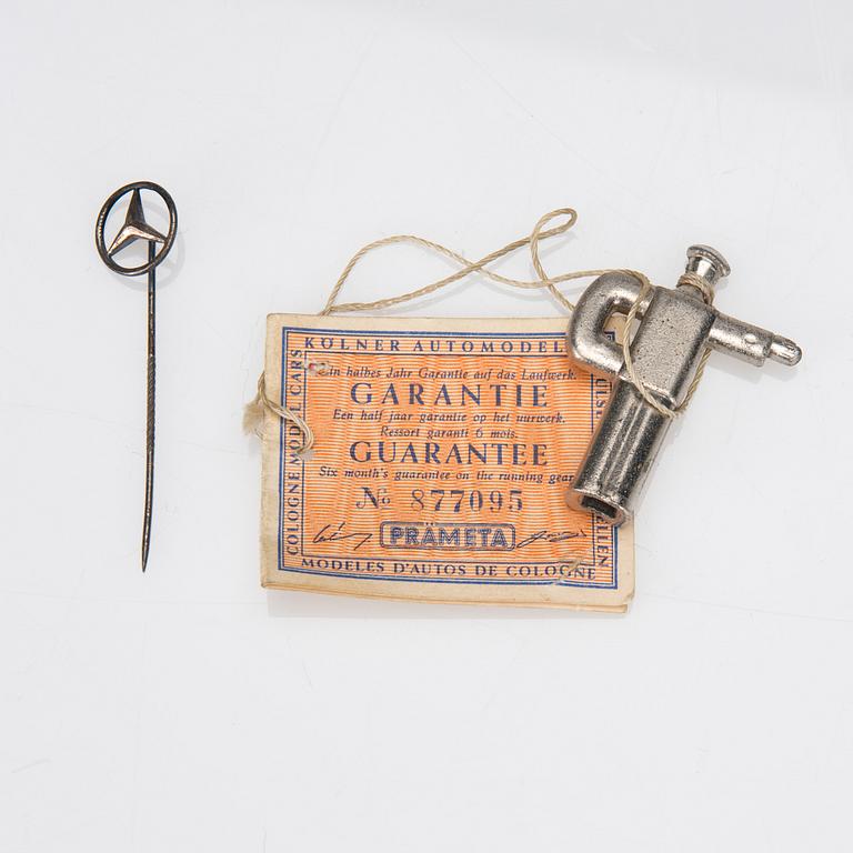 LEKSAKSBILAR i original kartong, 4 st, metall, Storbritannien och Tyskland, 1950-60-tal.