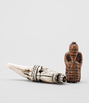 NETSUKE, 2 st, ben resp trä, Japan, sannolikt Meiji (1867-1911).